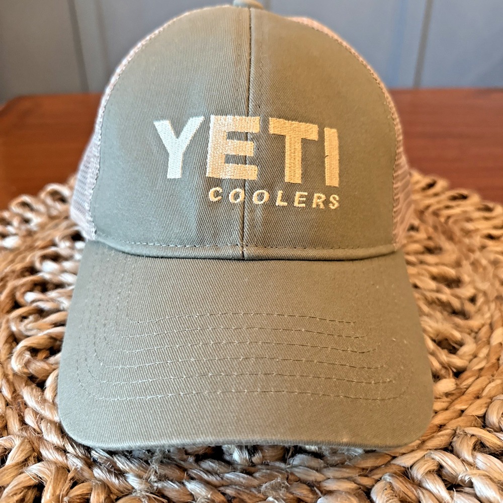 YETI Coolers Trucker Hat Snapback Baseball Cap Green Khaki Mesh Back Adjustable